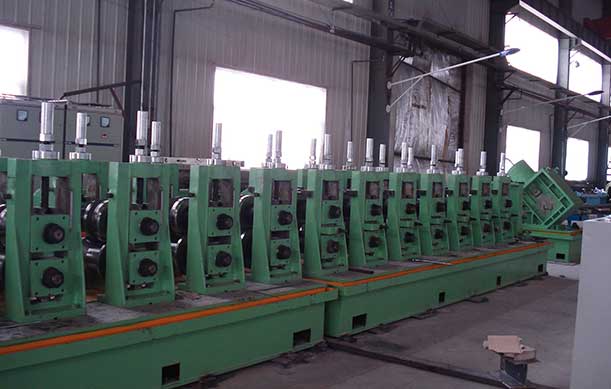 冷彎型鋼設(shè)備的使用注意事項(xiàng)